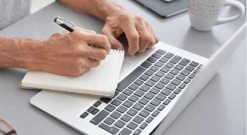 如何在知网、万方查询自己发表的文章？