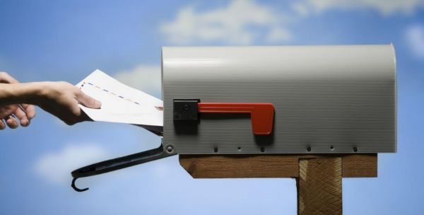 一篇论文可以同时投多个杂志吗？