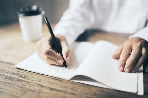 评正高职称对著作出版有要求吗？